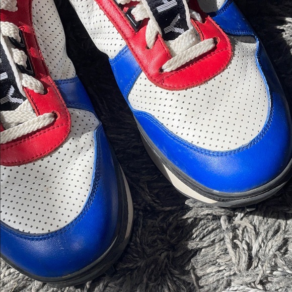 Givenchy Men's Tricolor white red blue Sneakers T3 Runner size 43 - Picture 3 of 11